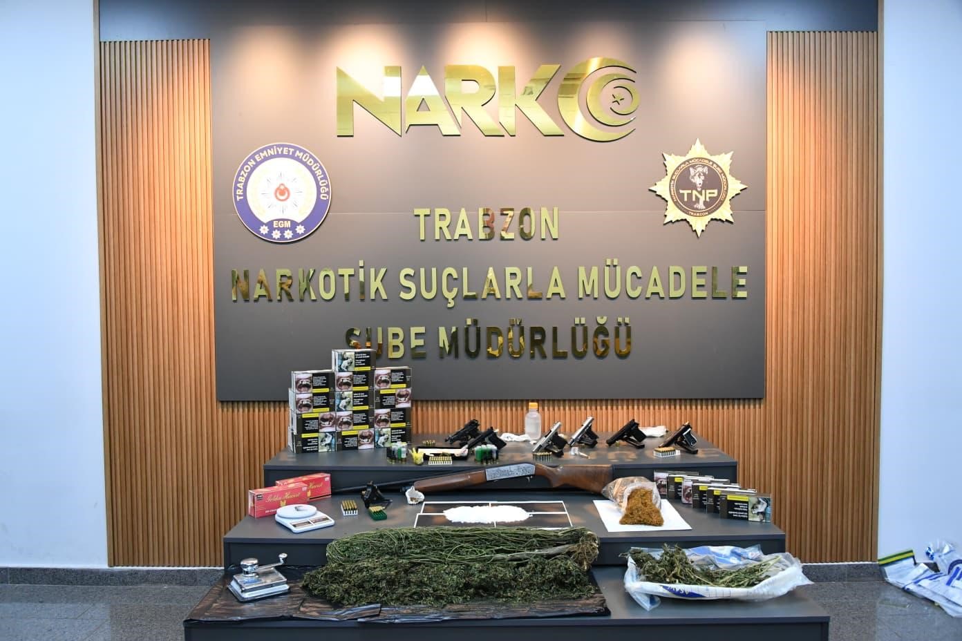 Trabzon&rsquo;da 5 aylık takip uyuşturucu operasyonu ile sonu&ccedil;landı: 45 g&ouml;zaltı